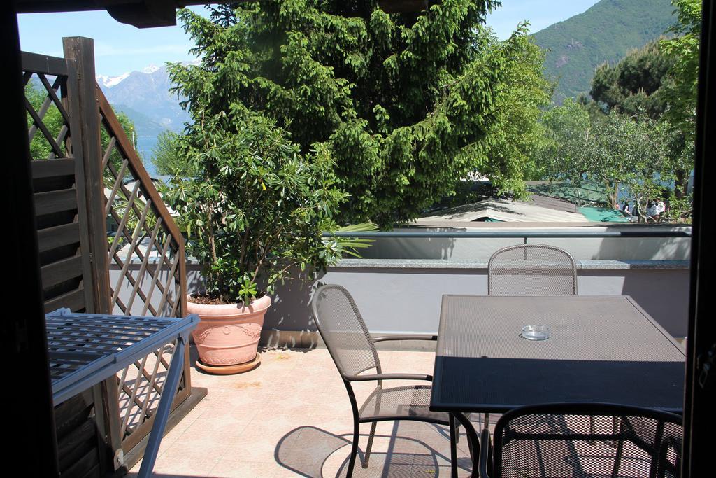 Veranda Beach Apartment Pianello Del Lario Camera foto